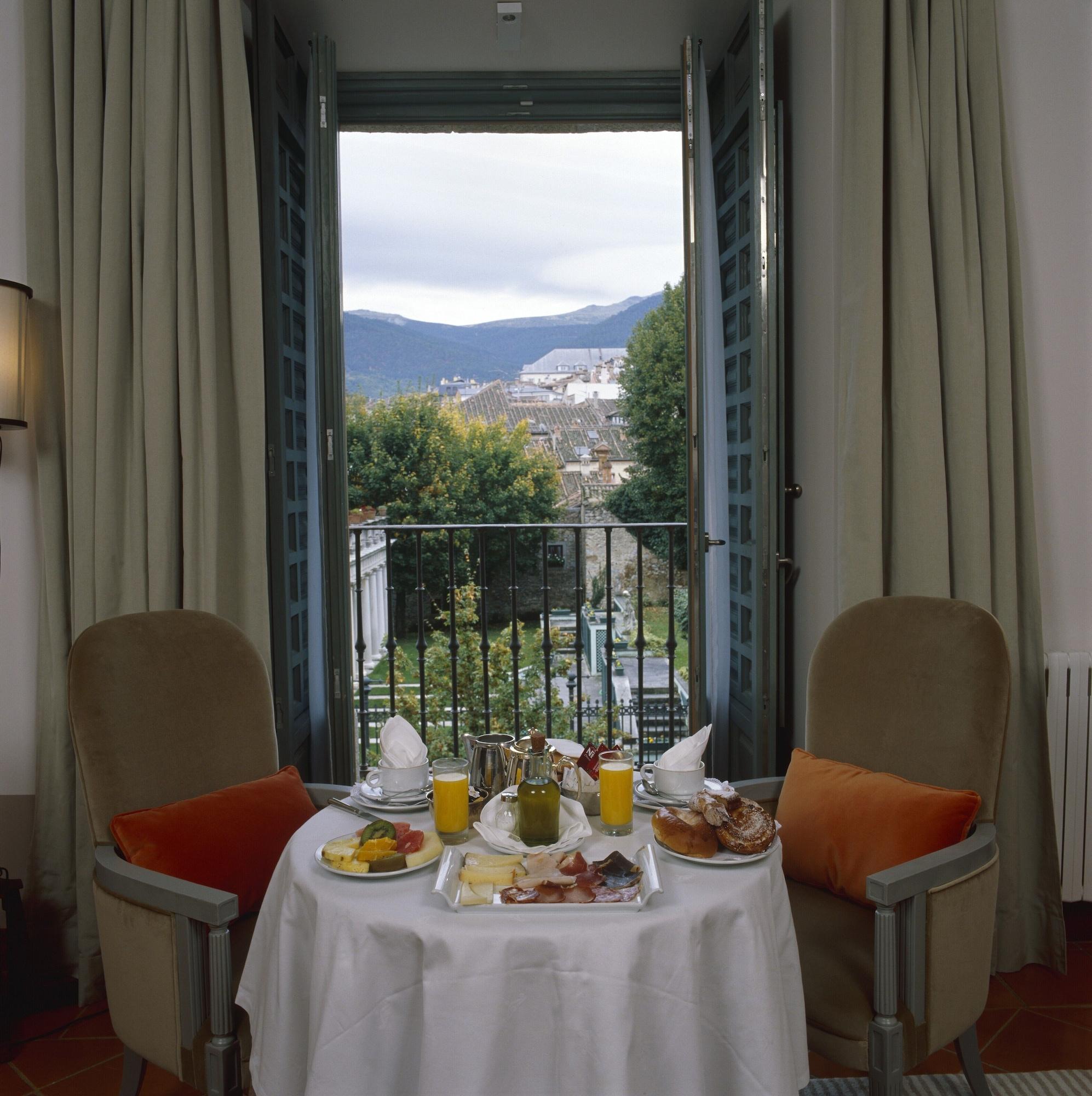 Parador De La Granja San Ildefonso Eksteriør billede